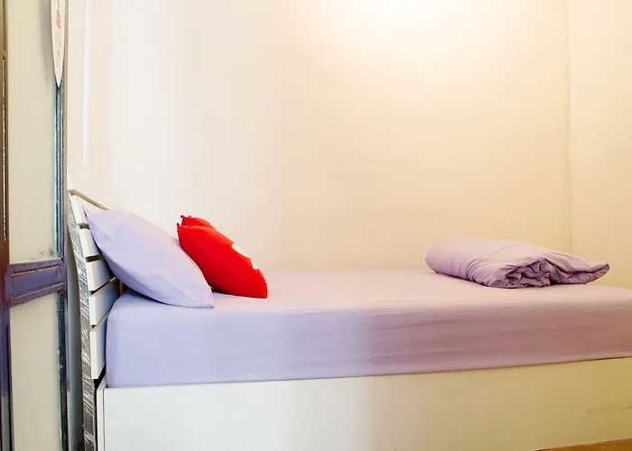 Hub Hotel 2*